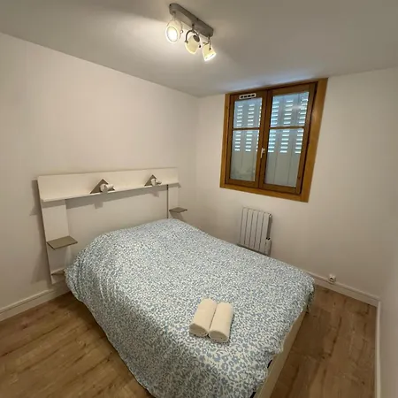 Charming 2 Bedroom 60 M2 3-room In Center Lägenhet *