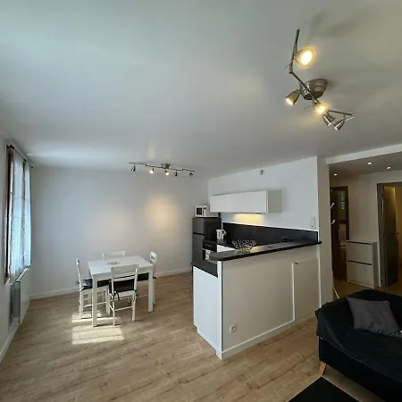 Lägenhet Charming 2 Bedroom 60 M2 3-room In Center Grenoble